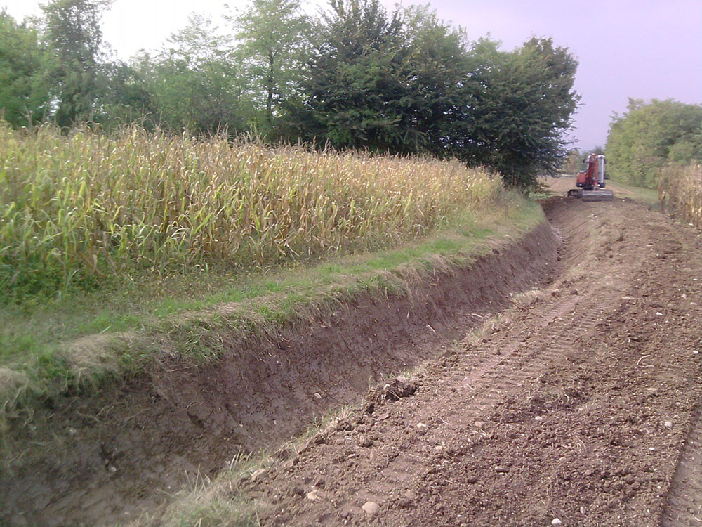 realizzazione fossi, Santa Lucia di Piave